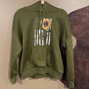 Army green SHEIN sweatshirt. Size Small.